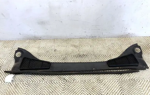 Wiper trim