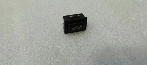 BMW 5 F10 F11 Tailgate opening switch 9200316