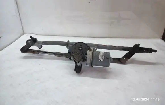 Chrysler Grand Voyager V Front wiper linkage and motor 05113062AB
