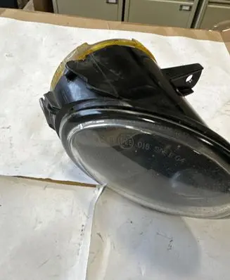 Volkswagen PASSAT B6 Front fog light 3C0941700B 27129602