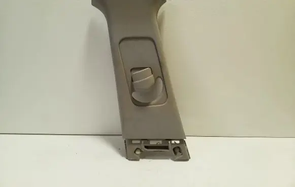 (B) pillar trim (top)