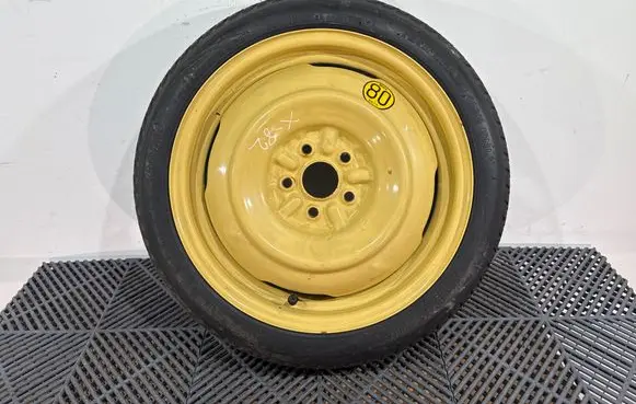Toyota Prius (XW20) R16 spare wheel 