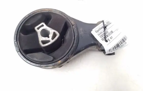 Opel Insignia A Engine mounting bracket 13228303