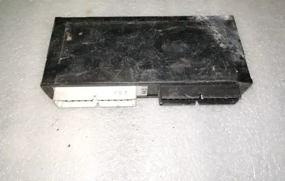 BMW 5 E34 Comfort/convenience module 61351379741 1379741