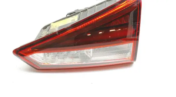 Seat Arona Tailgate rear/tail lights 6F9945308E