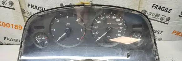 Opel Zafira A Speedometer (instrument cluster) 24419561