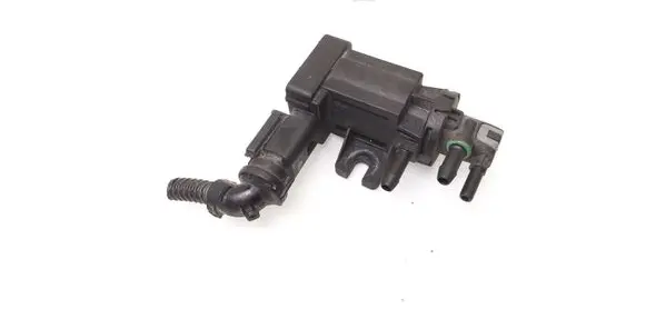 Ford Kuga I Turbo solenoid valve 9674084680