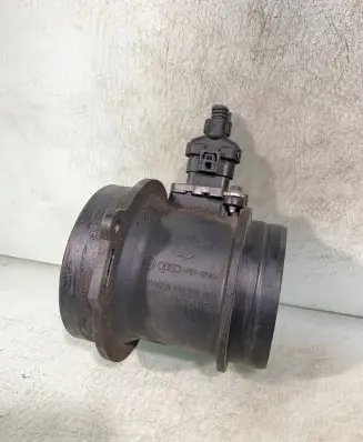 Audi A6 S6 C6 4F Mass air flow meter 059906461n