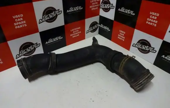 Volkswagen Jetta V Air intake hose/pipe 1K0129618AJ