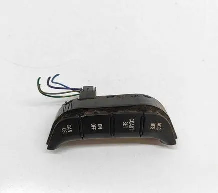 Mitsubishi Pajero Steering wheel buttons/switches 8602A006