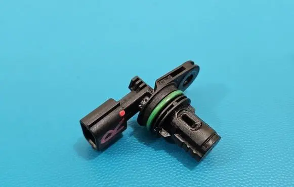Nissan Juke I F15 Camshaft position sensor 237315648R IMPRK1576558