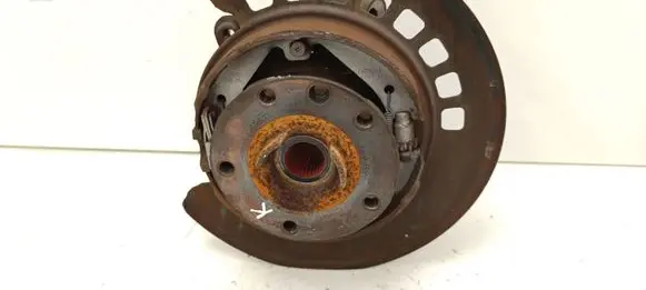 Audi Q7 4L Rear wheel hub 7L8505435A