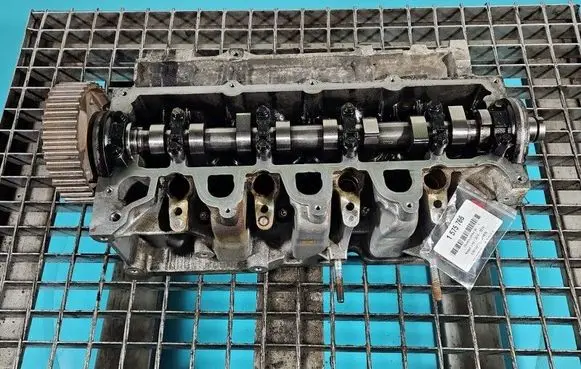Nissan Juke I F15 Engine head 110428257R IMPRK1575766