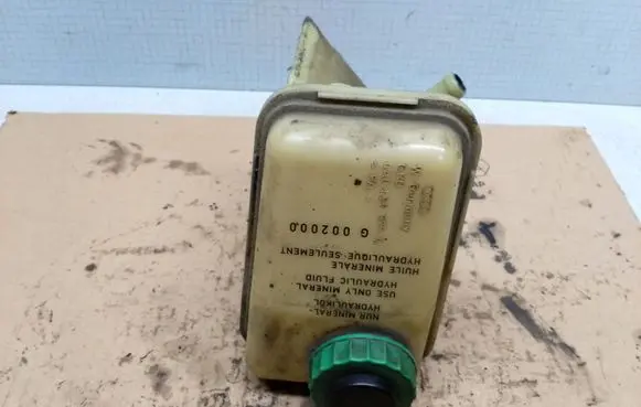 Audi A6 S6 C4 4A Power steering fluid tank/reservoir 4A0422373A