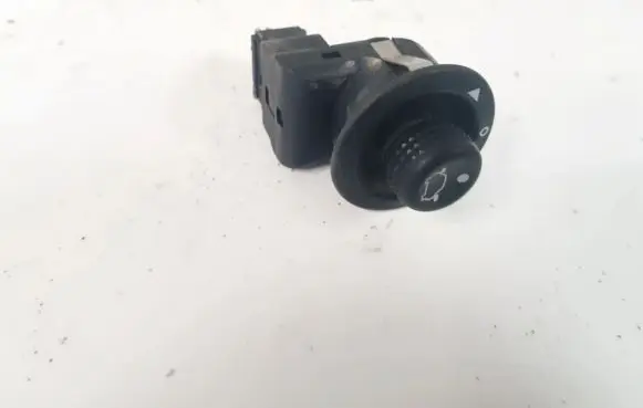 Ford Focus Wing mirror switch