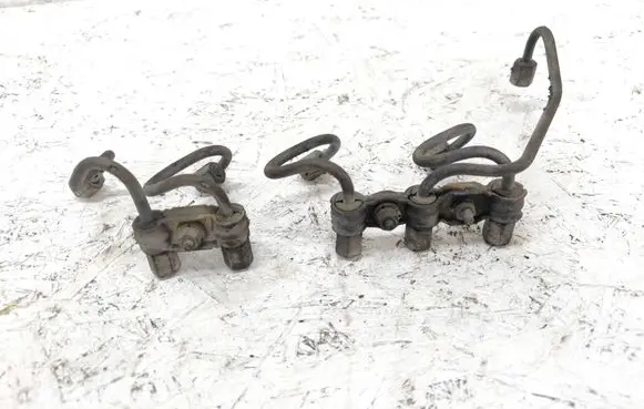 Toyota Yaris Fuel injector supply line/pipe 