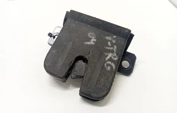 Volkswagen Touareg I Tailgate/trunk/boot lock/catch/latch 7L6827505