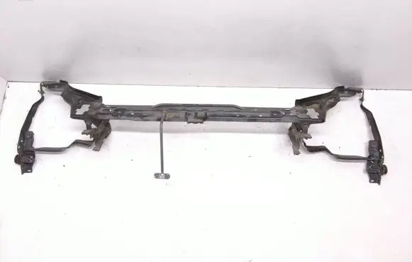Mercedes-Benz C W204 Radiator support slam panel A2046200072