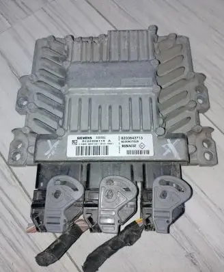 Renault Megane II Engine control unit/module ECU 8200843713