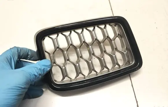 Jeep Grand Cherokee Front grill 5ZV11TRMAA