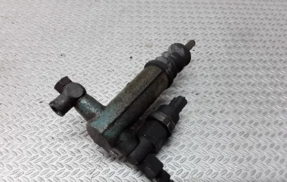 Mitsubishi Outlander Clutch master cylinder