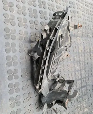 Audi A4 S4 B8 8K Headlight/headlamp mounting bracket 8K0805608A 1301073034