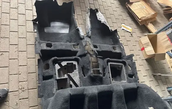 Ford Kuga I Interior carpet 8V41S11654 8V41S11654RBH