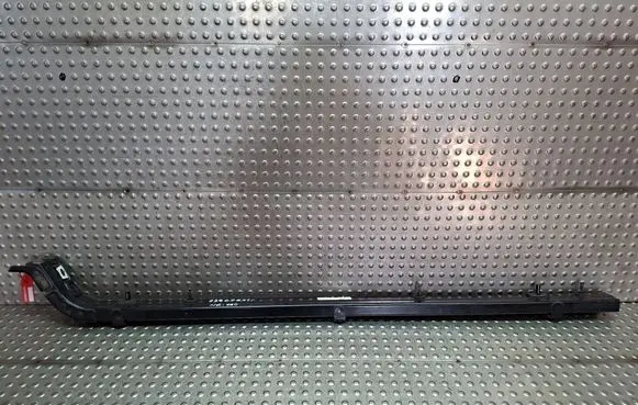 Renault Trafic III (X82) Sliding door upper top rail S26309680 93867641