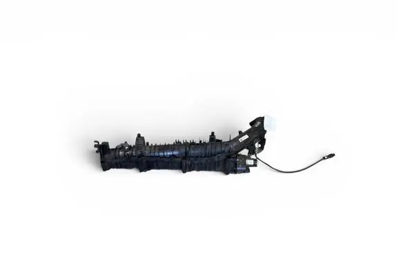 BMW 5 G30 G31 G38 Intake manifold 8596319 8575534