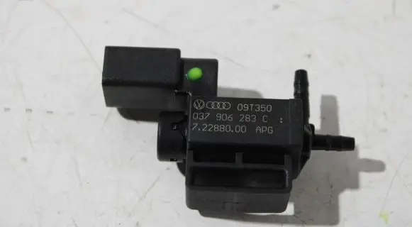 Audi A4 S4 B8 8K Turbo solenoid valve 037906283C