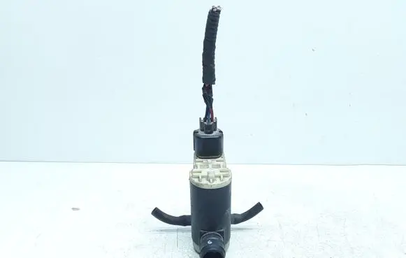 KIA Ceed Windscreen/windshield washer pump 985102V100