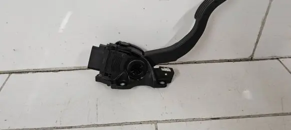 Volvo S80 Accelerator throttle pedal 6PV00922001 C95YE01