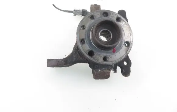 Opel Zafira B Front wheel hub spindle knuckle 