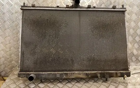 Mitsubishi Grandis Coolant radiator 4220006470 MN171213
