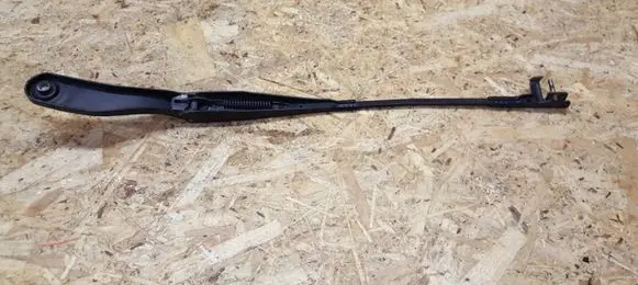 Volvo V50 Front wiper blade arm 30698249