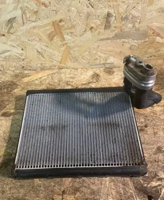 Audi A6 S6 C6 4F Heater blower radiator