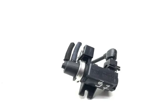 BMW 5 E60 E61 Turbo solenoid valve 72279600 2247906