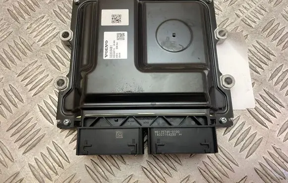 Volvo XC90 Engine control unit/module 32203481