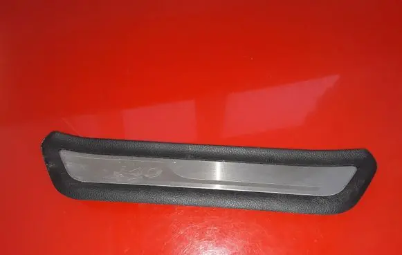 Hyundai i40 Rear sill trim cover 858783Z100