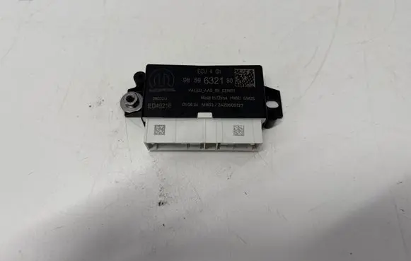 Jeep Avenger Parking PDC control unit/module 28032U