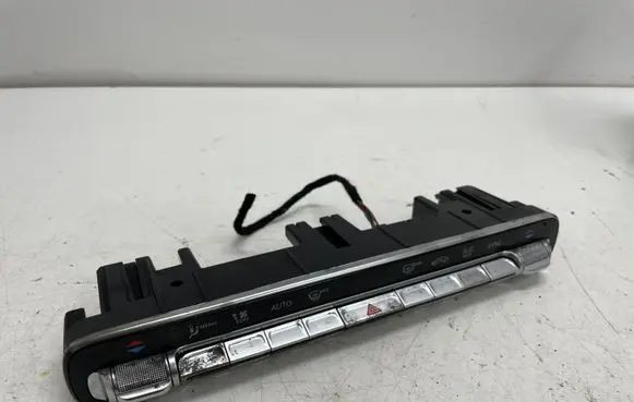 Mercedes-Benz GLA H247 Climate control unit A2479056703