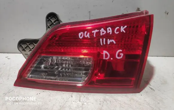Subaru Outback Tailgate rear/tail lights 13220072