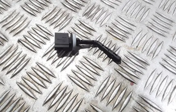 Volkswagen Golf VI Interior temperature sensor 1K0907543F