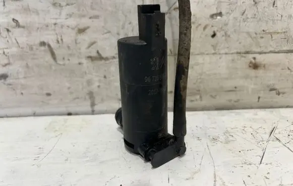 Peugeot 508 Windscreen/windshield washer pump 9672630880