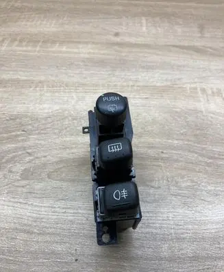 Ford Escape II Windscreen/window heater switch F57B10044C92