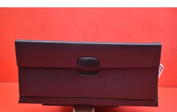Nissan Qashqai Glove box 68520-JD900