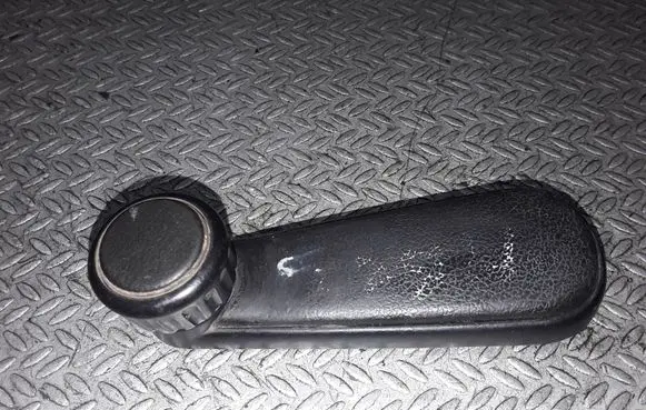 Volkswagen Golf II Front door window winding handle 191837579