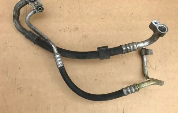 Opel Astra H Air conditioning (A/C) pipe/hose