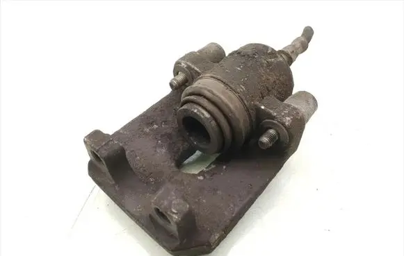 BMW 5 E39 Rear brake caliper