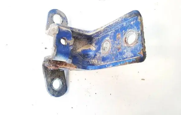 KIA Rio Rear door lower hinge